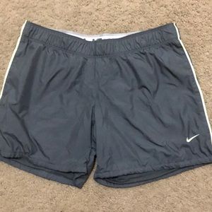 💜Women’s XS Nike Running Shorts.💜